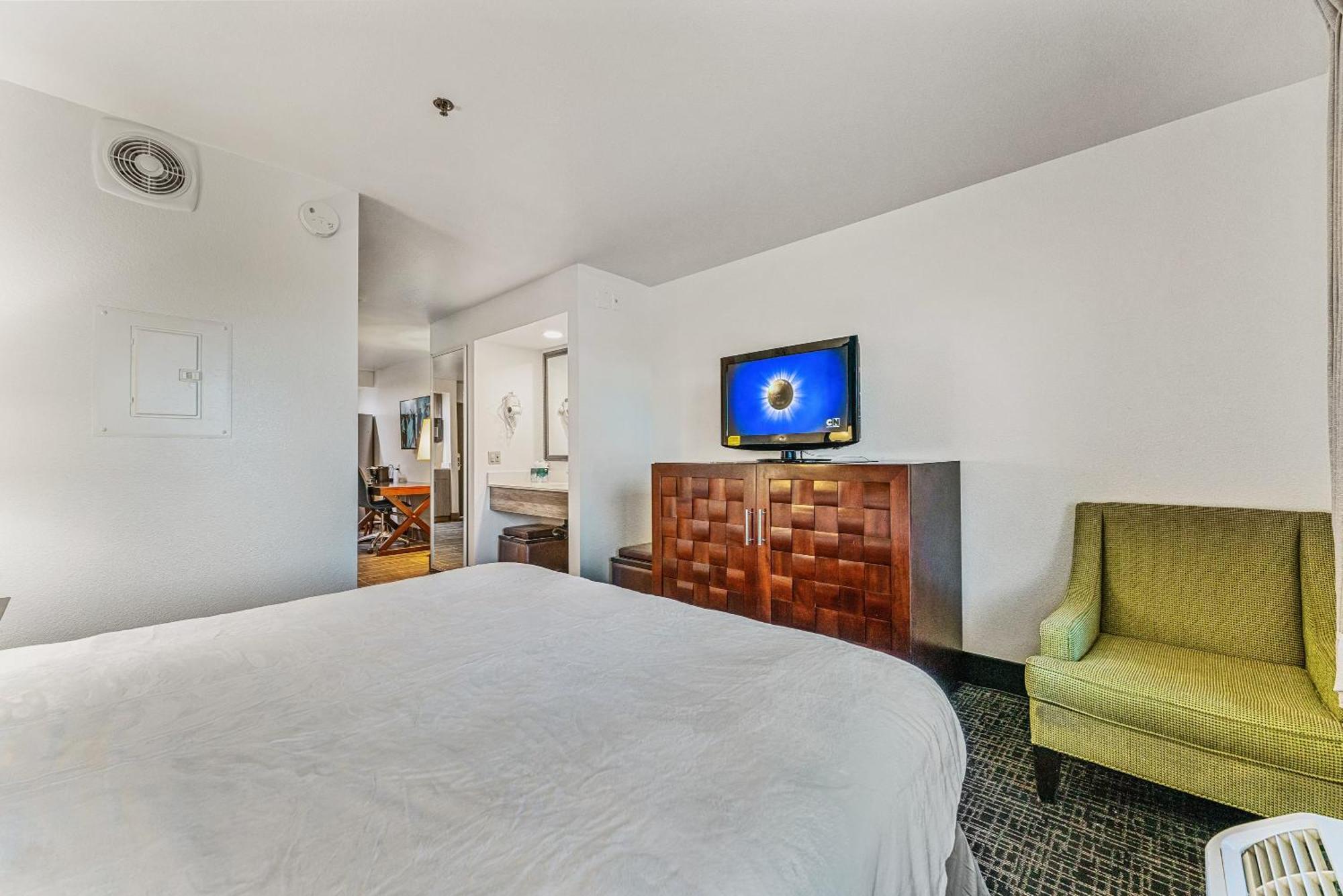 Promo Apartment Tempe